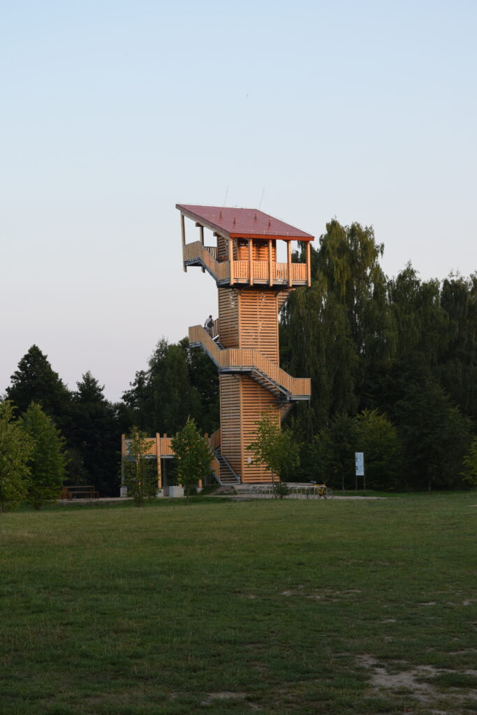 Wieża widokowa krzyś świetego brunona Giżycko