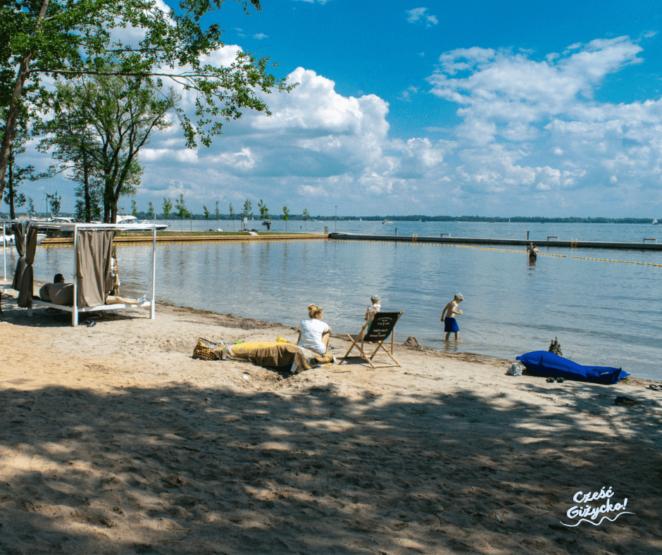 Jezioro Niegocin w Giżycku – piękne, urokliwe, w samym środku Mazur
