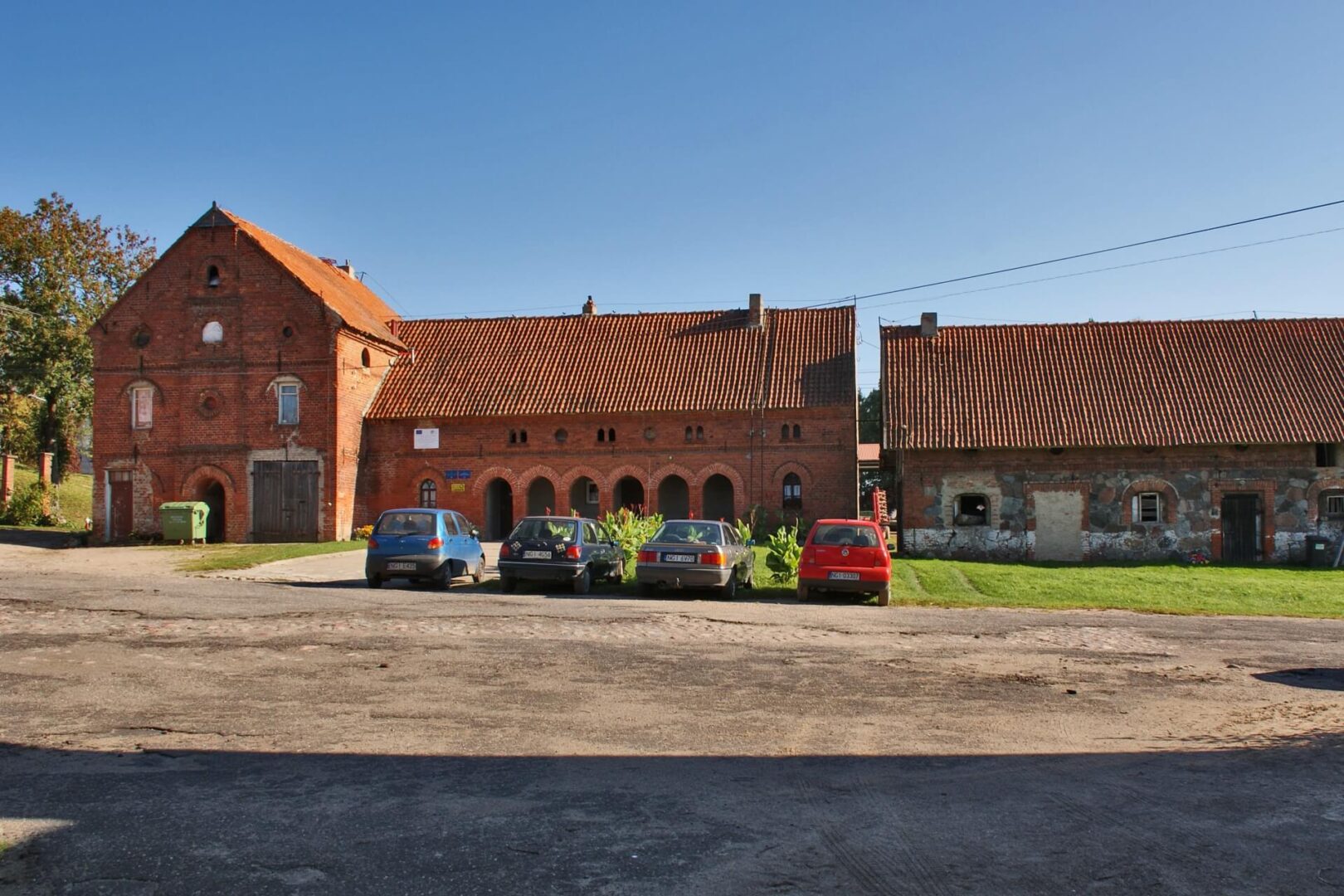 Stara Kuźnia w Brożówce – ukryty skarb mazurskiej architektury