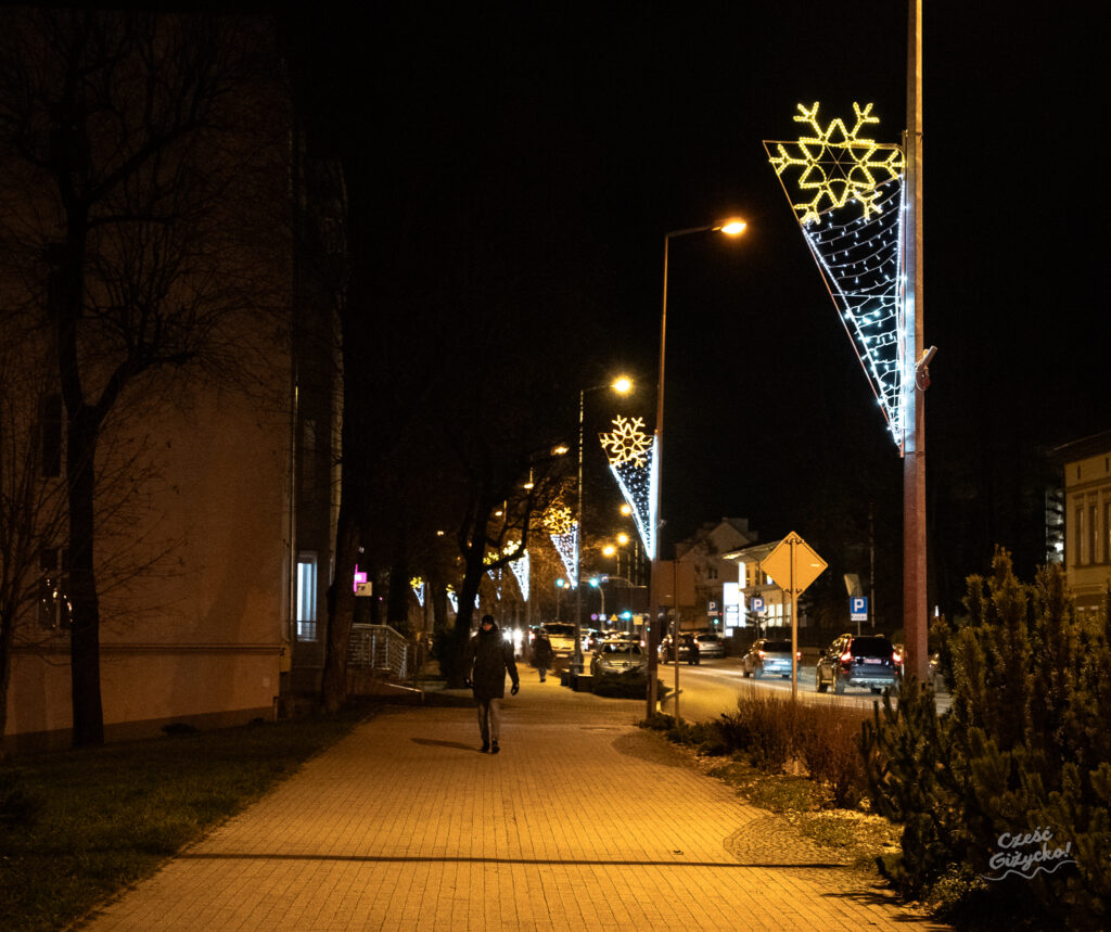 Świąteczne iluminacje i dekoracje w Giżycku cz. 1