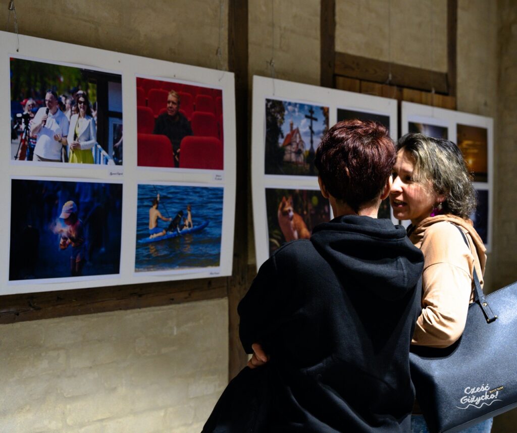 Wernisaż wystawy Fotografia – Moje Hobby – FOTORELACJA