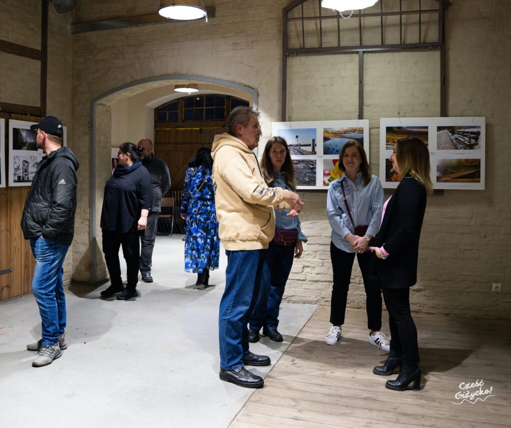 Wernisaż wystawy Fotografia – Moje Hobby – FOTORELACJA