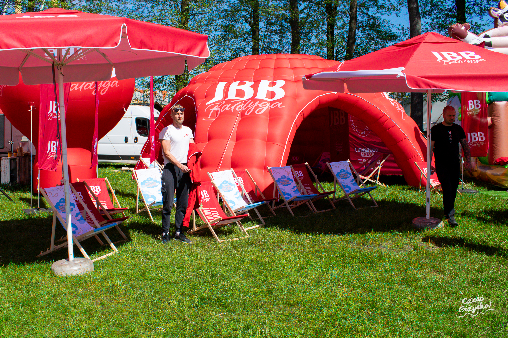 Grillowa Majówka z Radiem Zet oraz pokaz rasowych gołębi – 1 maja w Giżycku FOTORELACJA