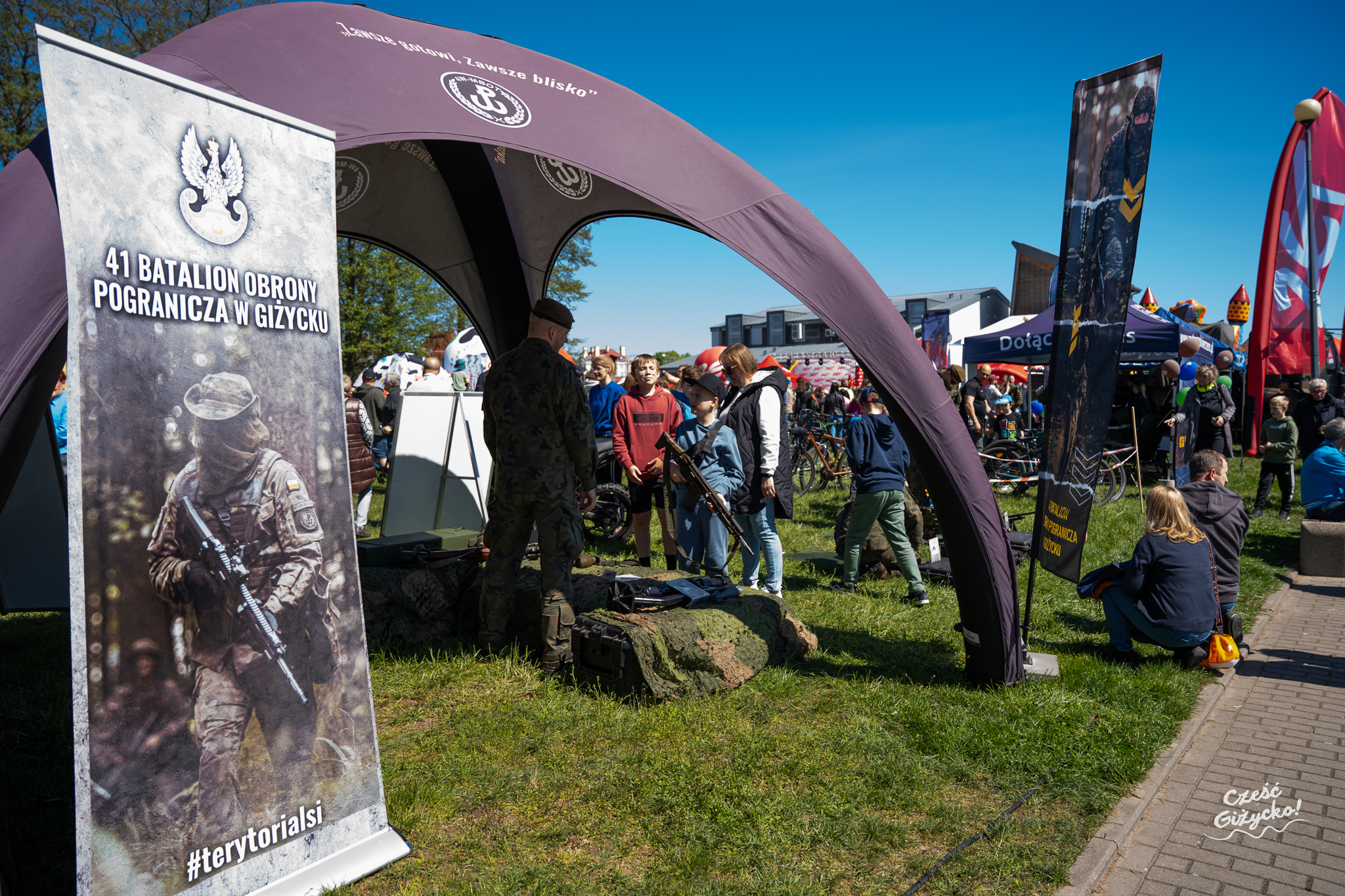 Grillowa Majówka z Radiem Zet oraz pokaz rasowych gołębi – 1 maja w Giżycku FOTORELACJA
