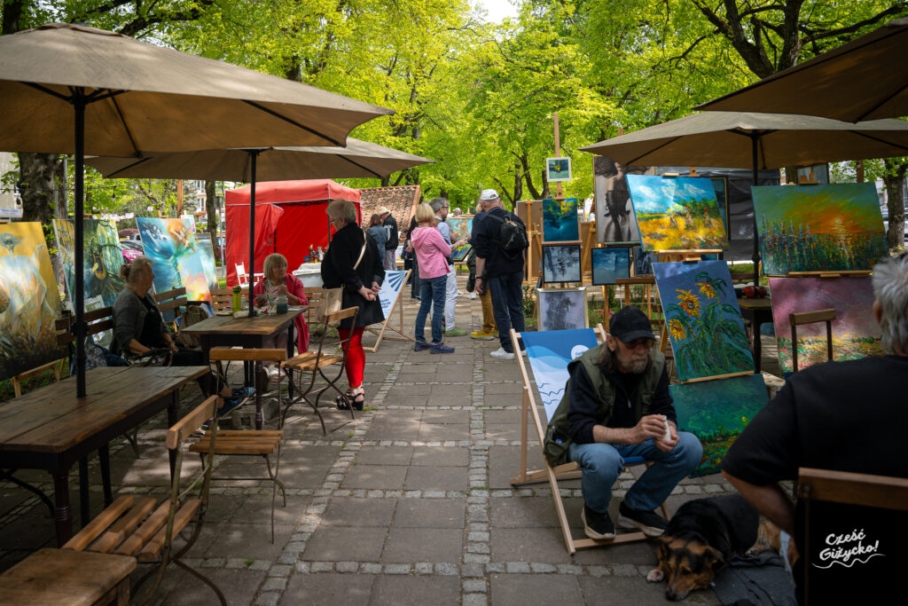 Artystyczna Majówka w Galerii Sztuki Schron w Giżycku – FOTORELACJA