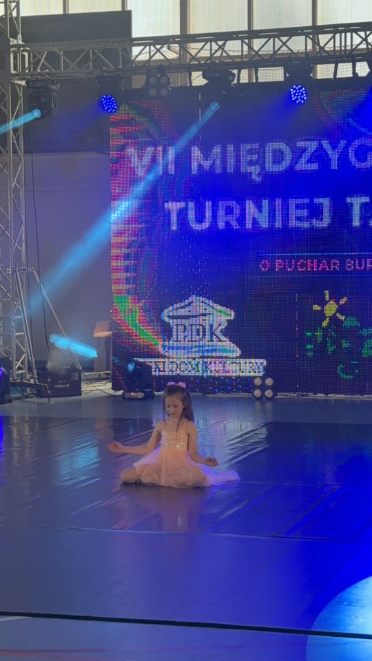 Fleszaki znów na podium! Sukcesy młodych tancerzy podczas VII Międzygminnego Turnieju Tańca o Puchar Burmistrza Pisza