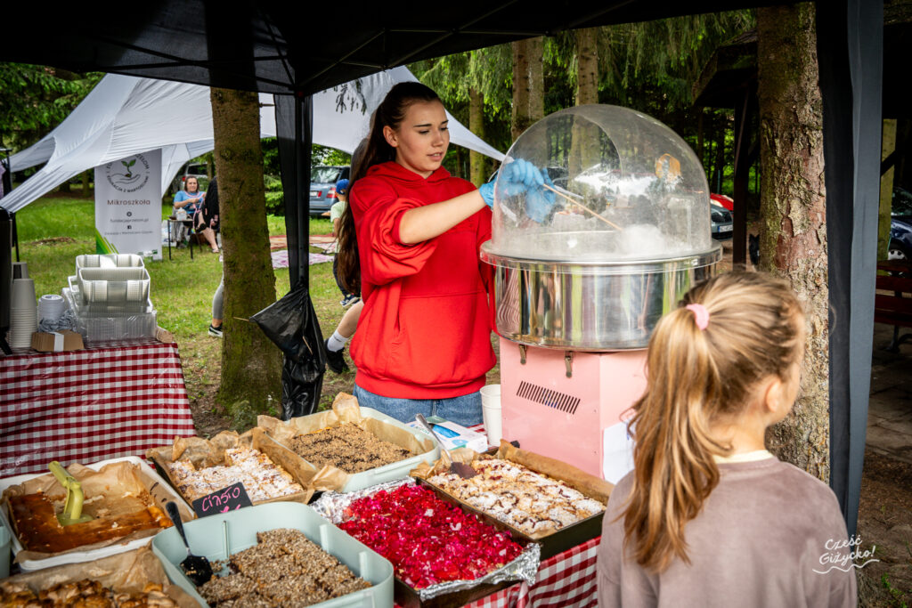 Naleśniki w Trawie 2025: smakowita impreza w Miłkach – FOTORELACJA