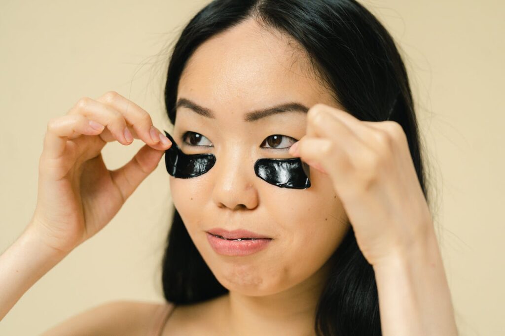 Płatki pod oczy – jak nakładać?